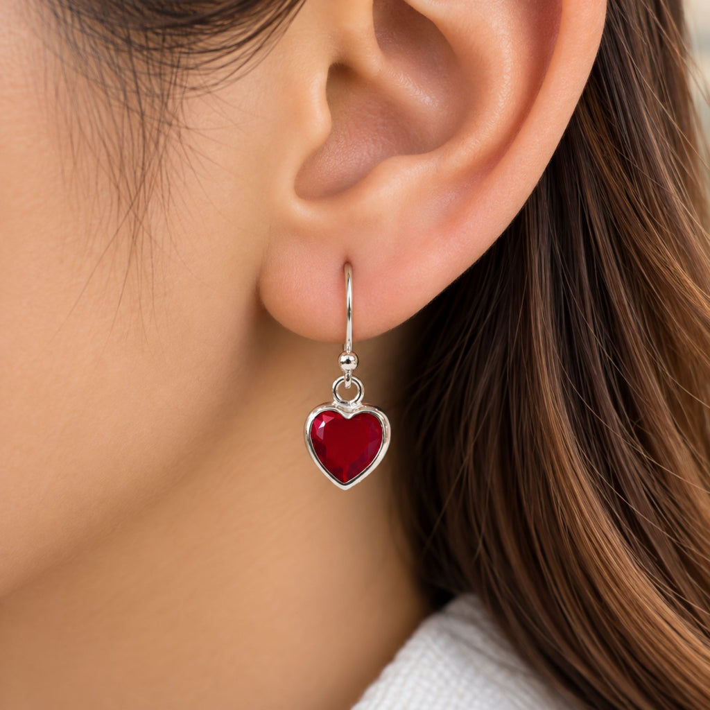Aretes Colgantes Corazón Rubí