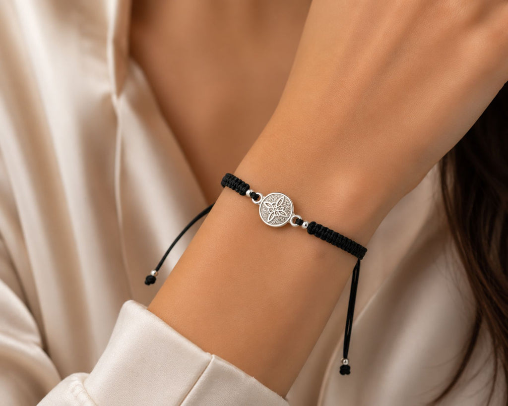Pulsera Amuleto Nudo Bruja